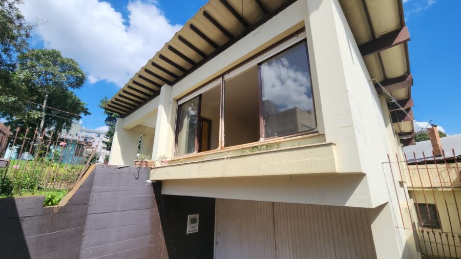 Casa - Venda - Medianeira - Caxias do Sul - RS