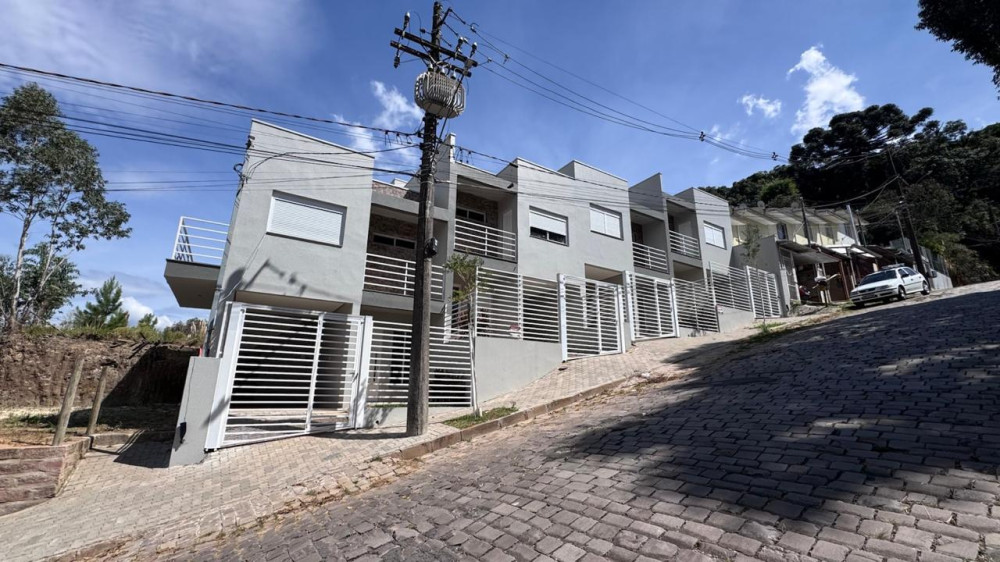 Sobrado - Venda - São Caetano - Caxias do Sul - RS