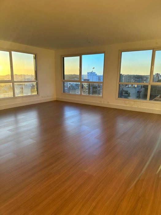 Sala Comercial - Venda - Centro - Caxias do Sul - RS