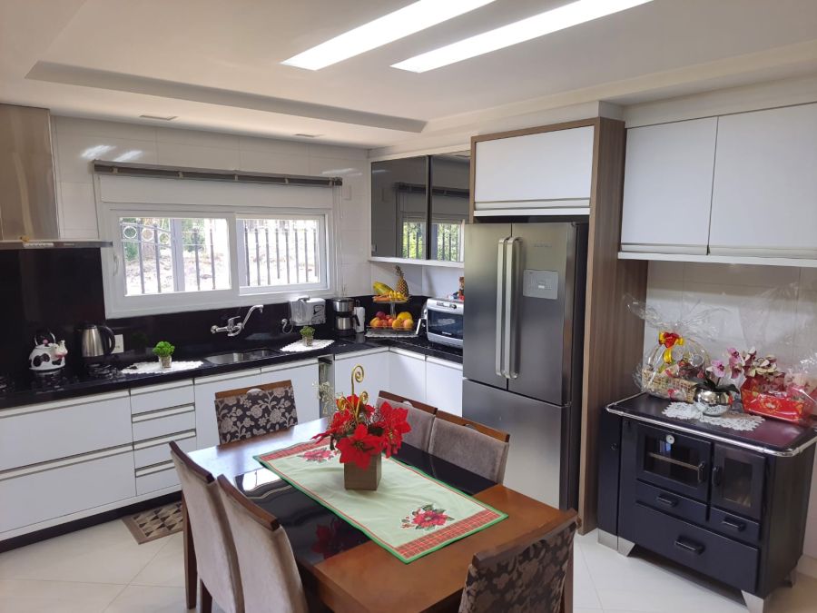 Casa Alto Padr�o - Venda - S�o Luiz - Caxias do Sul - RS