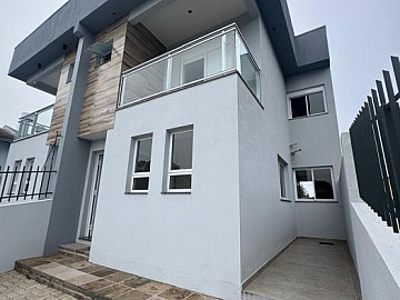 Sobrado � Venda